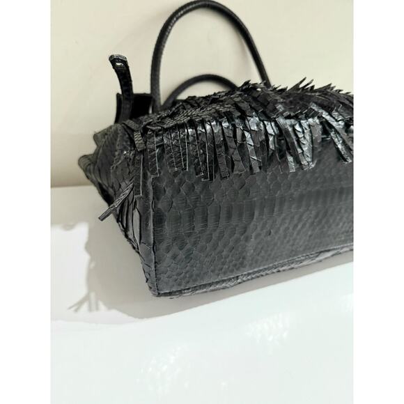 Studio LX Fringe Birkin Snake Black Leather Textured Satchel Handbag - Picture 7 of 11